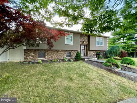 612 Lynn Ave, Bethlehem, PA 18015