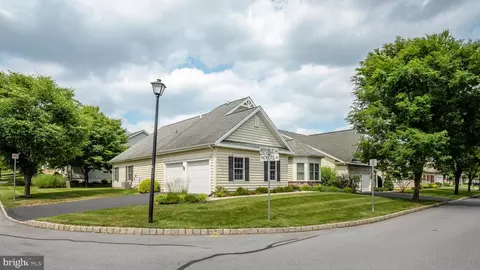5536 Republic Way, Bethlehem, PA 18017