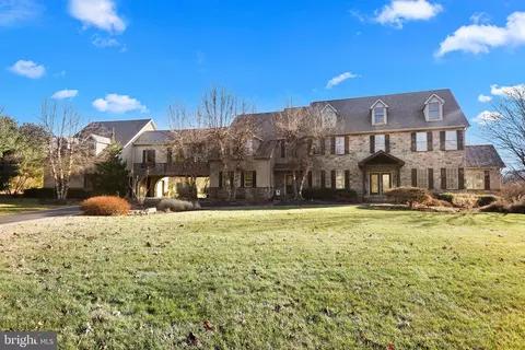 20 Stoudts Ln, Easton, PA 18042