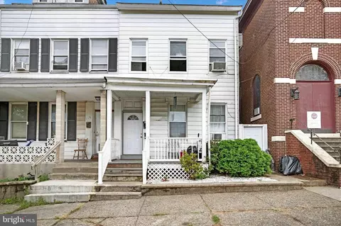118 S 12th St, Easton, PA 18042