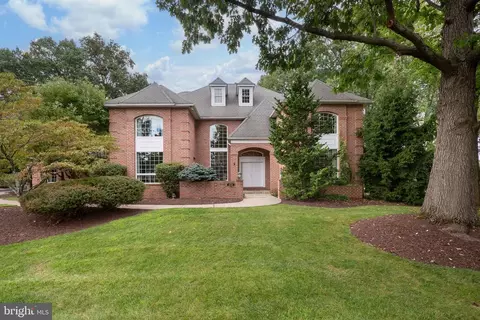 1232 Oakside Dr, Bethlehem, PA 18017