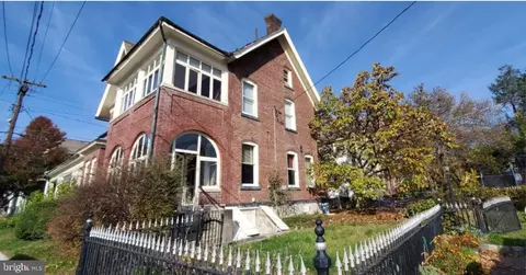 137 S 2nd St, Bangor, PA 18013