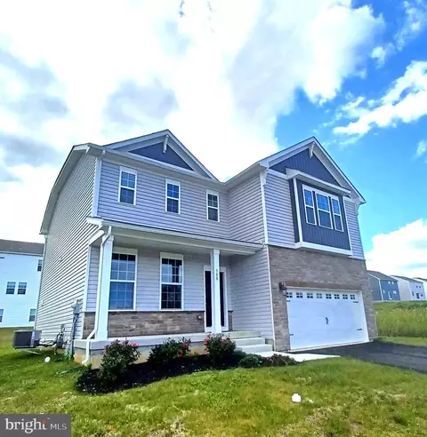 308 Knollwood Dr, Forks Township, PA 18040