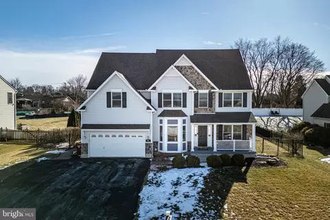 792 Old Mill Rd, Easton, PA 18040