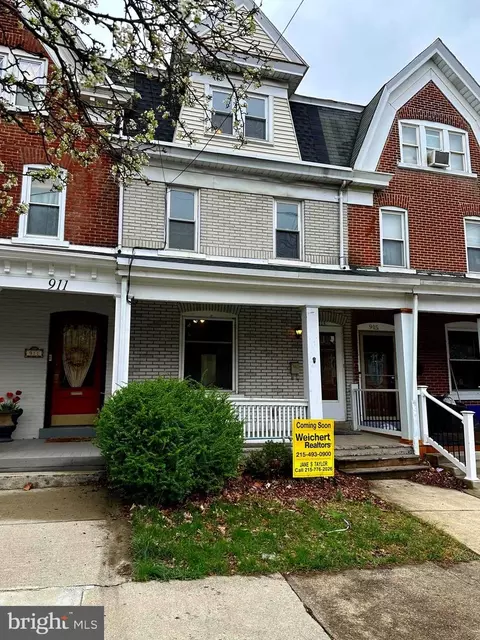 913 Center St, Bethlehem, PA 18016