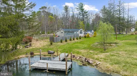 1059 Walnut Dr, Danielsville, PA 18038