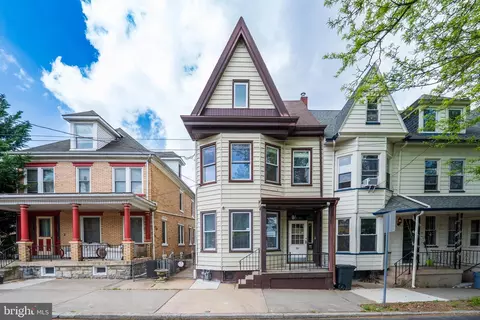 39 S 10th St, Easton, PA 18042