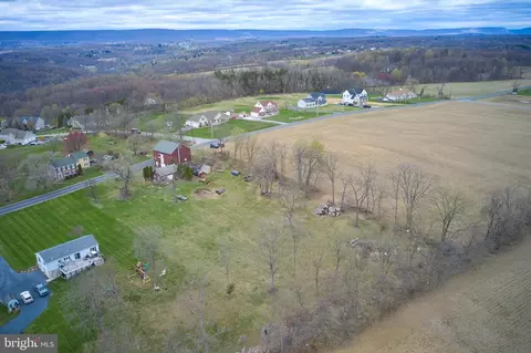 221 Johnson Rd, Bangor, PA 18013