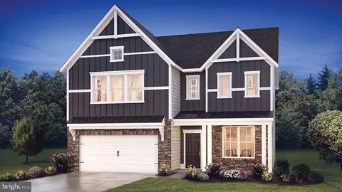 127 Winding Rd, Forks Township, PA 18040