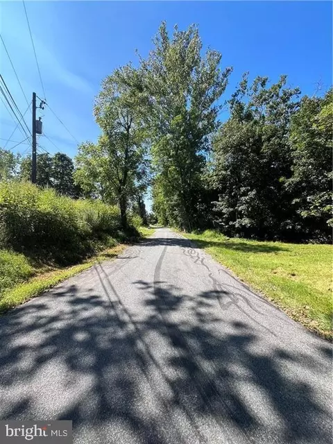 0 Tomahawk Trl, Northampton, PA 18067