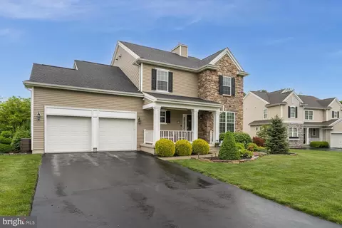 2679 Sheffield Dr, Easton, PA 18040