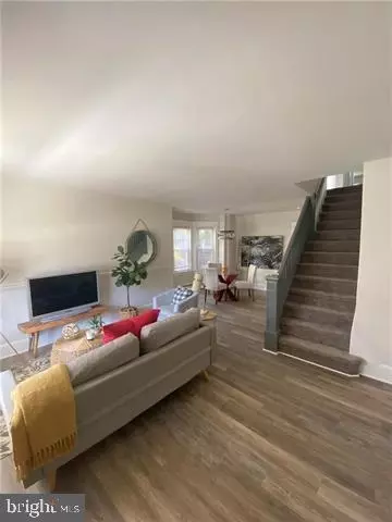 Entry Way - 31 E Goepp St, Bethlehem, PA 18018 photo 1 of 4