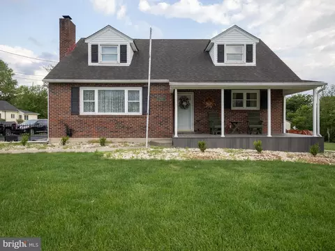 1700 Arndt Rd, Easton, PA 18040