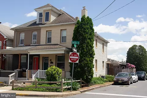 736 Seitz St, Easton, PA 18042