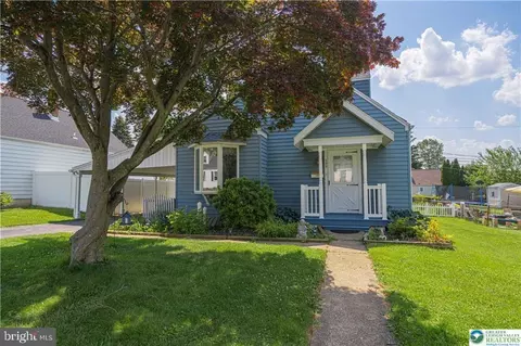 132 Cedar Rd, Hellertown, PA 18055