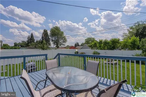 Exterior - 132 Cedar Rd, Hellertown, PA 18055 photo 4 of 8