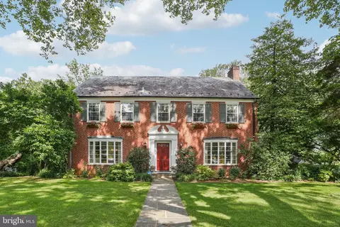 1942 Sycamore St, Bethlehem, PA 18017