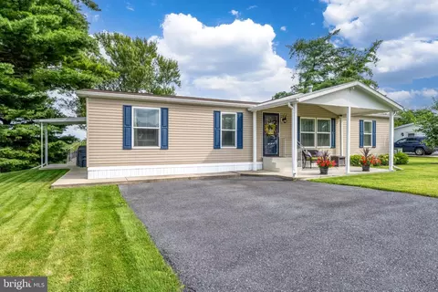 6149 Snyders Church Rd #29, Bath, PA 18014