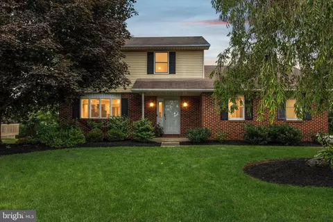 1333 Jeffrey Ln, Easton, PA 18045
