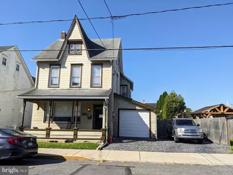 1740 Washington Ave, Northampton, PA 18067