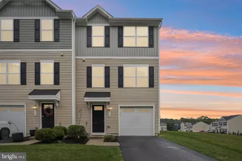 516 River Run, Northampton, PA 18067