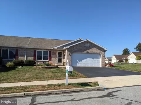 3074 Center Rd, Northampton, PA 18067