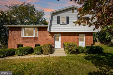 95 Jeffrey St, Easton, PA 18042