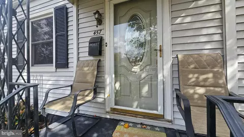457 Maple Rd, Hellertown, PA 18055 photo 4