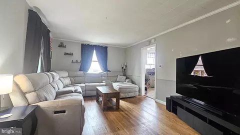 457 Maple Rd, Hellertown, PA 18055 photo 6