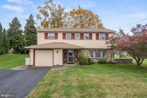 3772 Fleetwood Dr, Easton, PA 18045