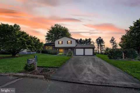 7444 Franks Dr, Bath, PA 18014