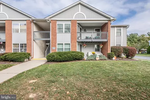 4948 Cheryl Dr, Bethlehem, PA 18017