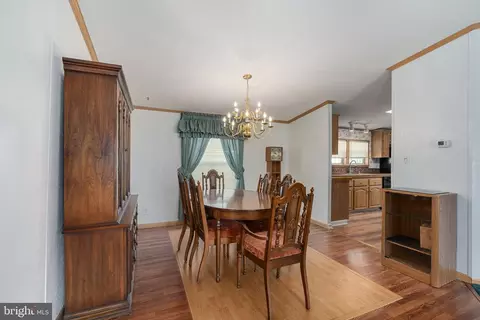 183 Greenbriar Dr S, Bath, PA 18014 photo 17