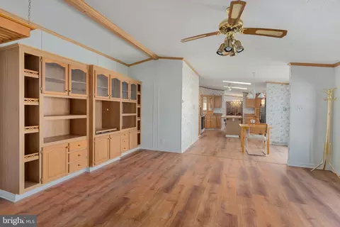 183 Greenbriar Dr S, Bath, PA 18014 photo 37