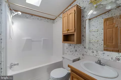 183 Greenbriar Dr S, Bath, PA 18014 photo 54