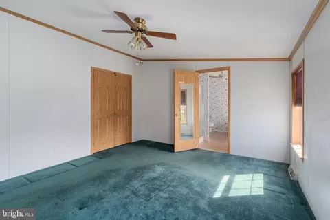 183 Greenbriar Dr S, Bath, PA 18014 photo 40