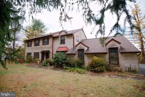 2713 Center St, Bethlehem, PA 18017