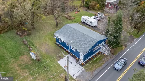 2020 Leithsville Rd, Hellertown, PA 18055