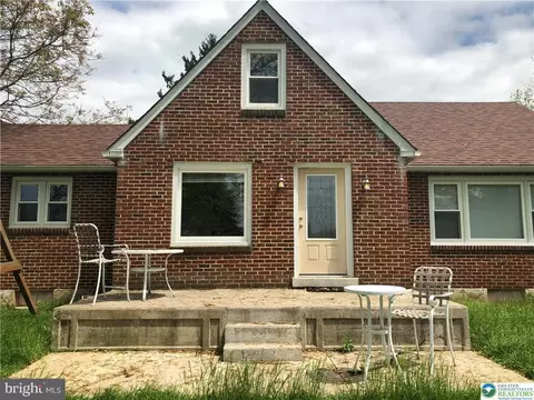 1931 Meadows Rd, Bethlehem, PA 18015