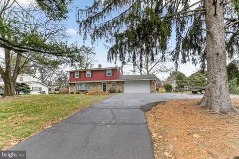 3112 Center St, Bethlehem, PA 18017