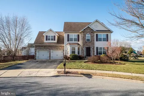 2830 Lambert Ct, Easton, PA 18040