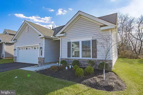 3855 Victors Way, Easton, PA 18045