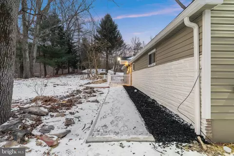 656 Creek Rd, Bath, PA 18014 photo 26
