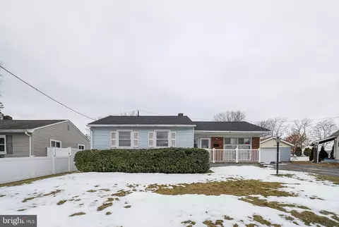 1569 Fleming St, Bethlehem, PA 18017