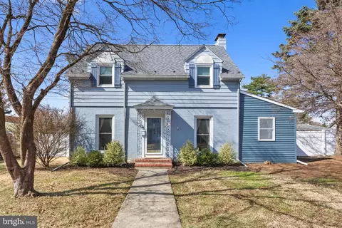 2145 Henderson St, Bethlehem, PA 18017