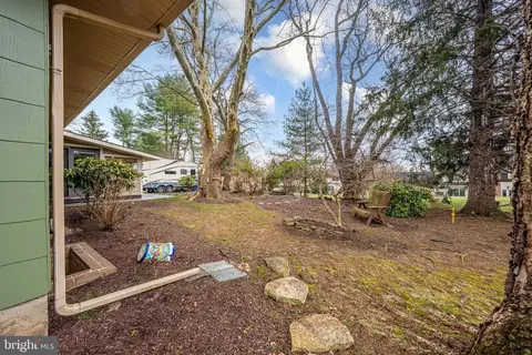 Exterior - 436 E Macada Rd, Bethlehem, PA 18017 photo 10 of 12