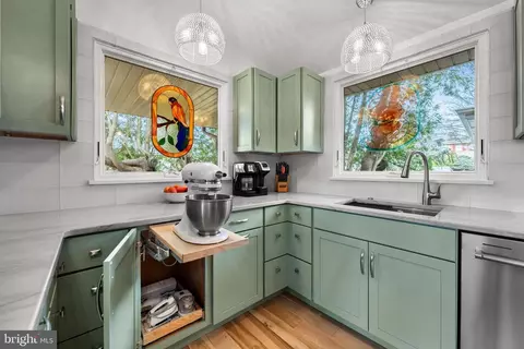 Kitchen - 436 E Macada Rd, Bethlehem, PA 18017 photo 6 of 6
