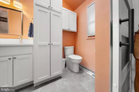 Bath - 436 E Macada Rd, Bethlehem, PA 18017 photo 1 of 5