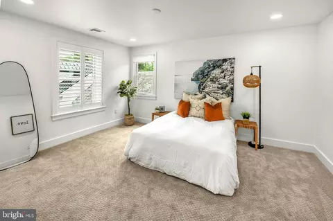 Bedroom - 1803 Apple Tree Ln E, Bethlehem, PA 18015 photo 3 of 3