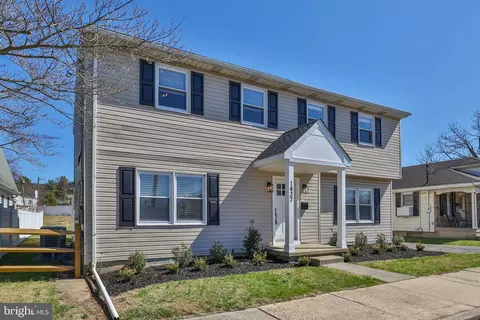 1437 Keilman Ave, Hellertown, PA 18055